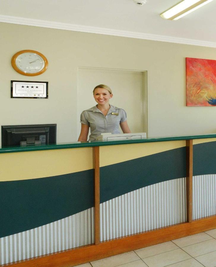 Cairns Queenslander Hotel & Apartments Exterior photo